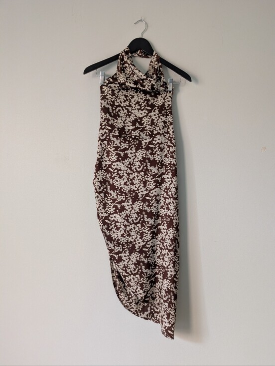 Heartloom Dresses & Skirts - Heartloom Chocolate Brown Floral Halter Midi Dress Size M Asymmetrical Hem